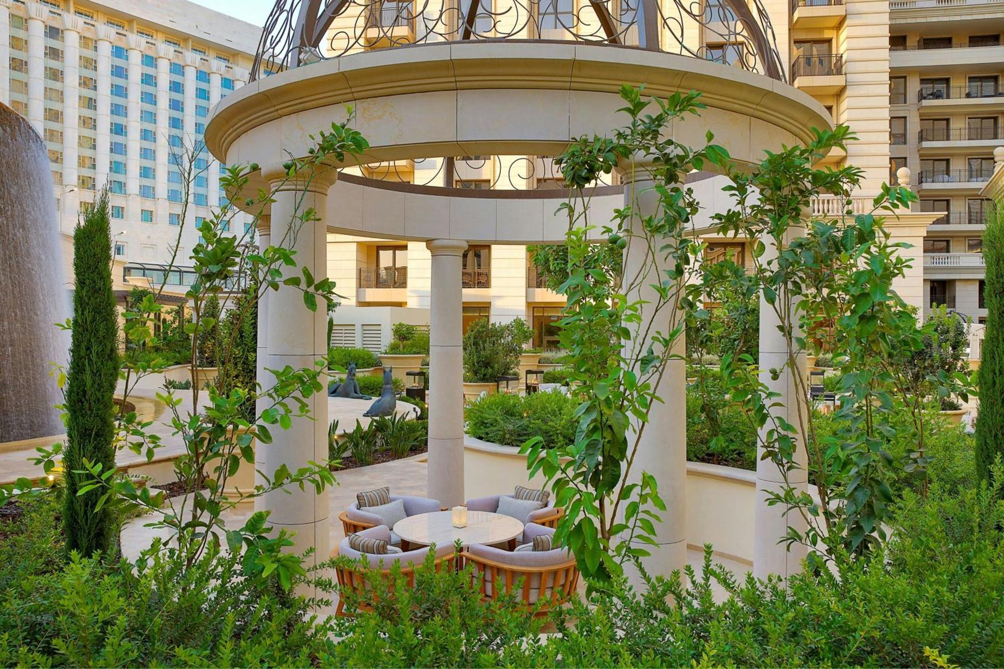 The Ritz-Carlton, Amman酒店 外观 照片 The garden at the Wynn