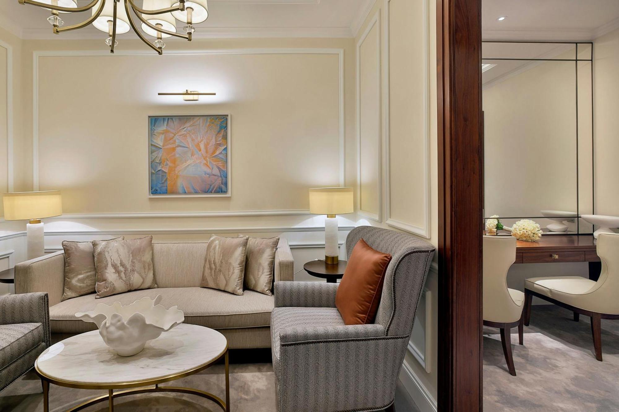 The Ritz-Carlton, Amman酒店 外观 照片 A suite at the hotel